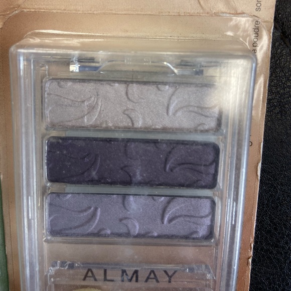 Almay shadows - Picture 4 of 4